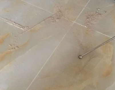 秦皇岛瓷砖空鼓维修公司分享粘合剂选择不当在瓷砖铺贴过程中可能导致以下问题